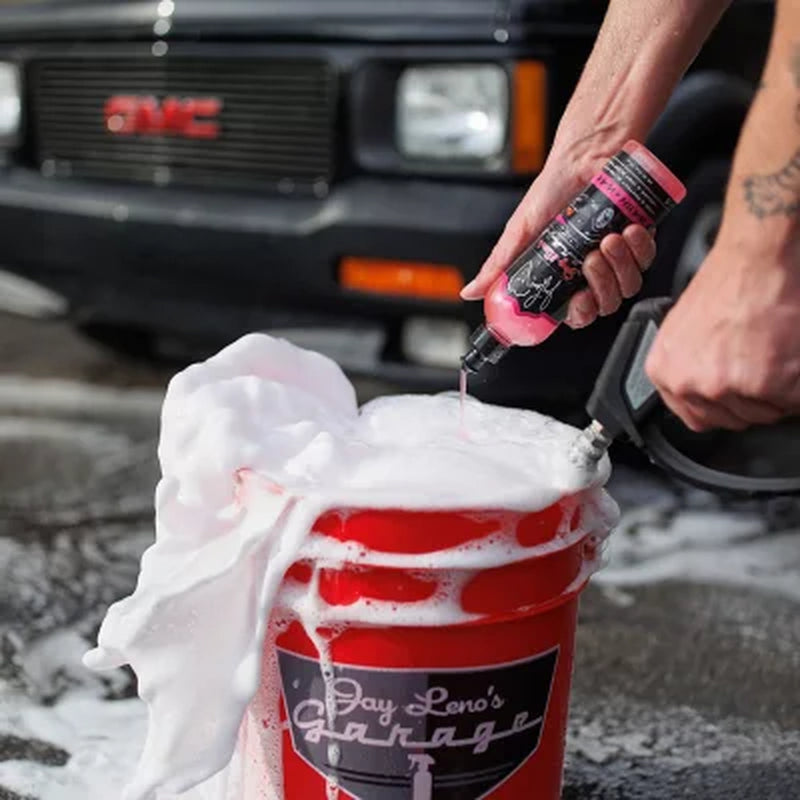 Jay Leno'S Garage Complete Care 10-Piece Bucket Kit